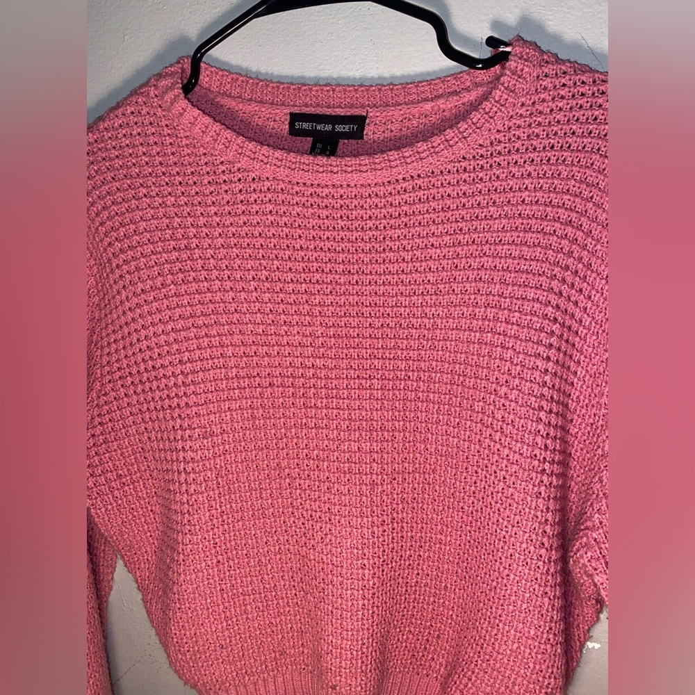 Pink sweater - Picture 2 of 4